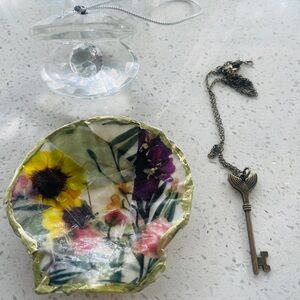 Lot Decoupage Shell Trinket Dish ,Mermaid Tail Necklace, & Clam Pearl Ornament